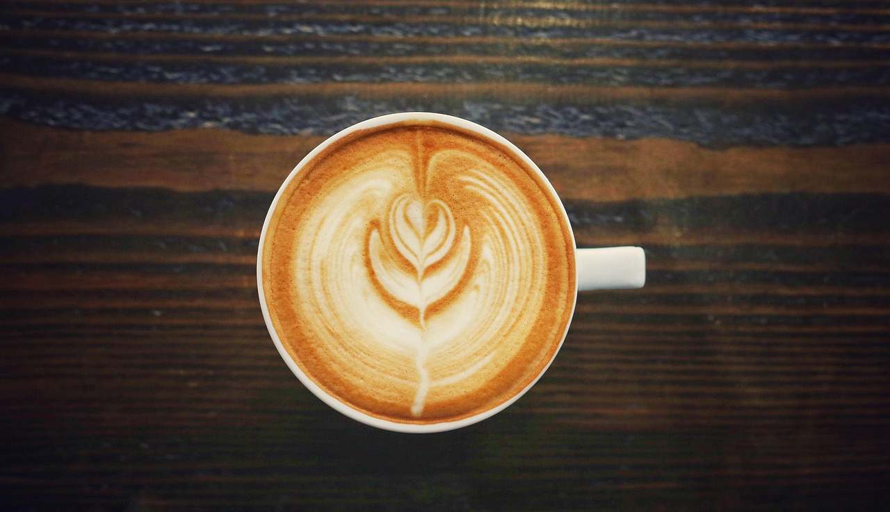 How to Make the Perfect Collagen Latte for Skin & Hair